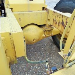 CATERPILLAR 814 (Wheel Dozer)