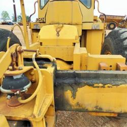 CATERPILLAR 814 (Wheel Dozer)