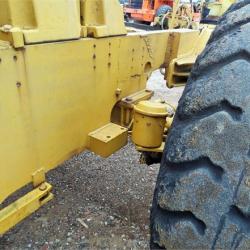 CATERPILLAR 814 (Wheel Dozer)